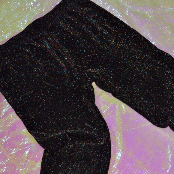 Glitter Bomb Leggings - Picture 7 of 8